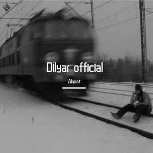 校花吊起被内裤涂春药高潮了
